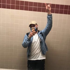 Meet your Posher, Justin